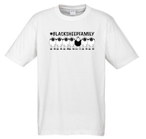 #BlackSheep - Mens T-Shirt