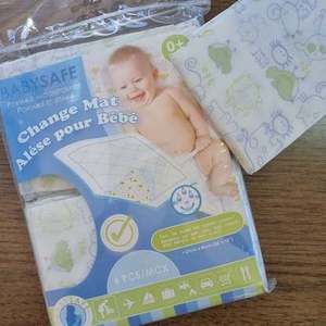 Nursery stock - wholesale: Disposable baby change mat (6 pack)