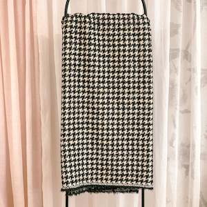 Houndstooth Throw