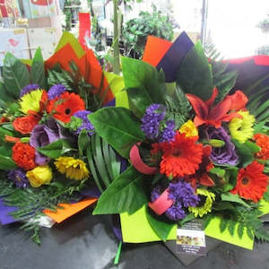 Florist: Rainbow bright