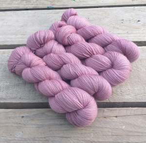 Bravery 4ply - Dried Rose