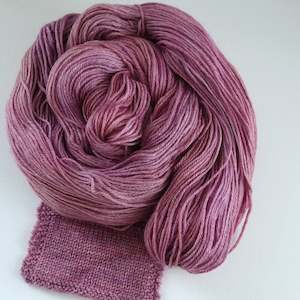 Merino/Bamboo/Silk 4 ply - The rizz