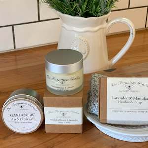 Beekeeping: Lavender Care Pack