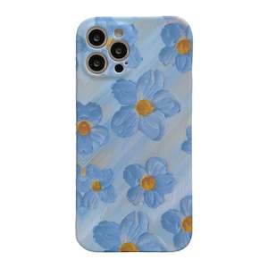 iPhone 12 Pro Max Phone Case with Daisy Flower Design