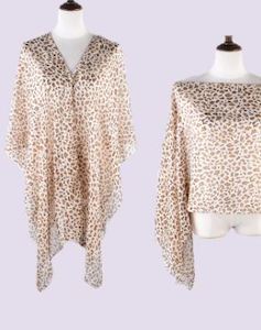 BEACH SHAWL PEARL BUTTON COVER UP