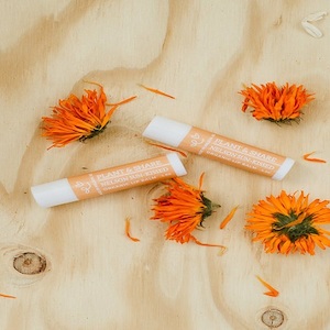 plant and share nelson sun-kissed lip balm tube, 4.5g