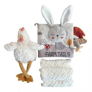 Baby wear: Gift Box : Charlie Chicken & Farm Tails Book