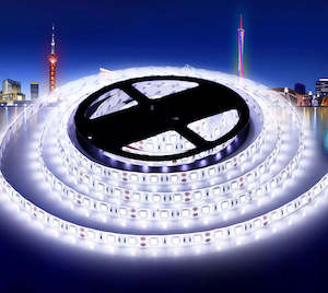 12V LED strip Cool per meter