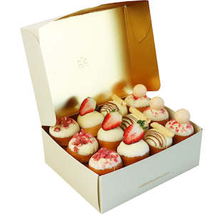 White Chocolate Donut Gift Box