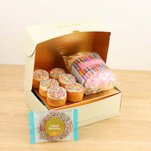 Specialised food: Donut Happy Birthday Treat Box