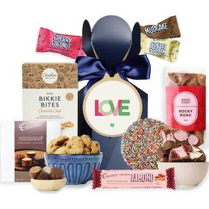 Love Chocolate Gift Box