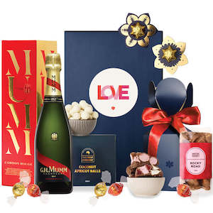 Love Mumm Delight Gift Hamper