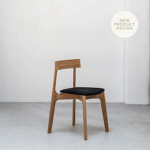 K5 Dining Chair - Oak / Fabric + Black