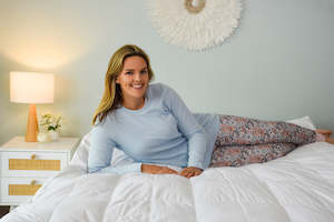 Synthetic fibre textile: Indulgent White Goose Down Mattress Topper