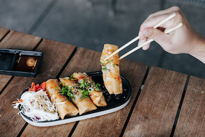 Takeaway food: Vege Spring Roll (x8) Eightgrains