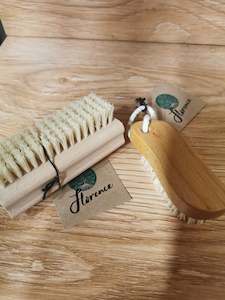 Florence - Nail Brush Tampico & Beechwood