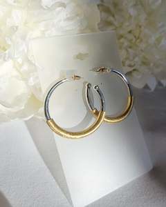 Earring EM384W