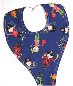 Drop Me Not Bibs: Pirate Toss Bib (Drop-Me-Not)