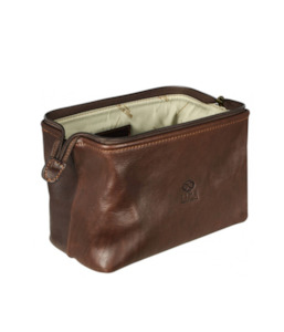 Toiletry: Brown Leather Toiletry Bag