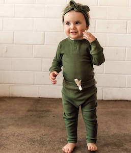 Unisex Organic-cotton Olive Bodysuit (long-sleeved)