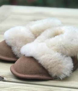 Footwear: Snowberry Kid's Sheepskin Slippers (Caramel)