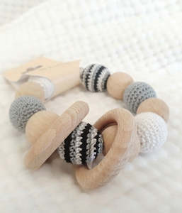 Teethers: Black & White Teething Bracelet