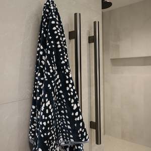 CODE NATURE 900 VERTICAL HEATED TOWEL RAIL RANGE