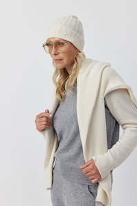 Clothing: Luxe Cashmere Ribbed Beanie - Cream