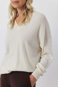 Clothing: Relaxed Cashmere V Sweater - Cream