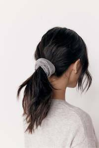 Clothing: Cashmere Scrunchie - Grey Melange