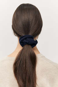 Clothing: Cashmere Scrunchie - Navy