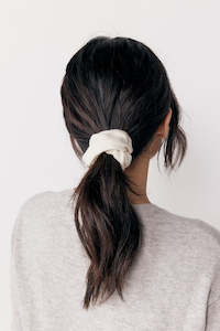 Clothing: Cashmere Scrunchie - Cream