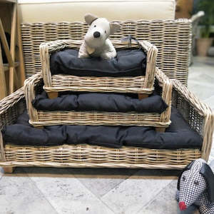 DOG BED WITH CUSHION SMALL