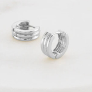 Soft furnishing: Grace Huggie Earring - Silver