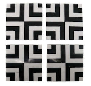 Soft furnishing: Coasters Resin Black/White trig s/4