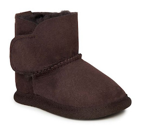 Clothing: Emu Booties - Chocolate