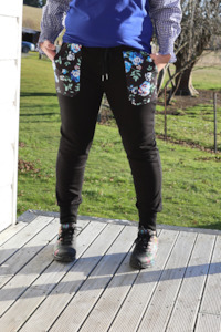 Paige Pants- Blue Floral Pockets