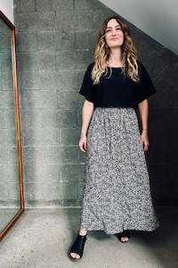 Forget Me Not Gathered skirt with domed front opening