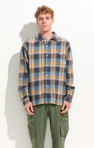 Clothing: Misfit - Loni LS Shirt - Tan