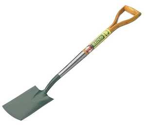 Bulldog Premier Border Spade with Wood Handle