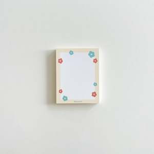 Stationery: 'Blooming' Flower Memo Pad