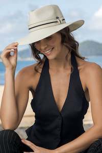 Rigon Headwear: Rigon Fiona Wide Brim Fedora - Ivory/Black