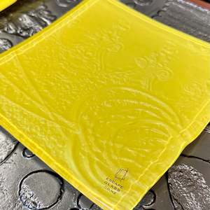 Square Platters: Yellow Square - 20cm