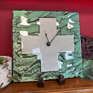 Cross Clock - Silver/Kelly Green