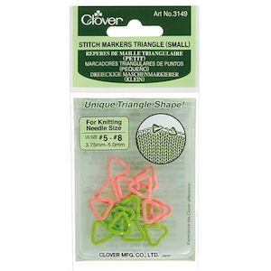 Clover Triangle Stitch Markers