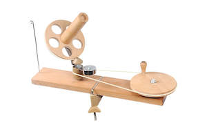 Yarn: Knitpro Mega Ball Winder