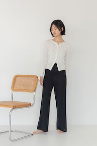 Cropped Cardigan in Boucle in White