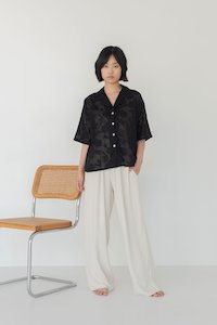 Wide Lapel Shirt in Floral Appliqué