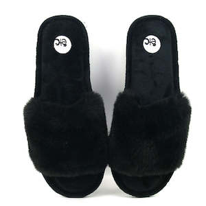 Clothing: ETC Slippers