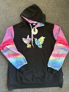 Clothing: 4xl hummingbird hoodie